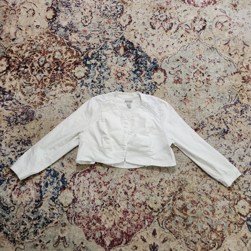 Flawed for Upcycling. Jessica London White Cropped Jean Jacket. Size 16.
